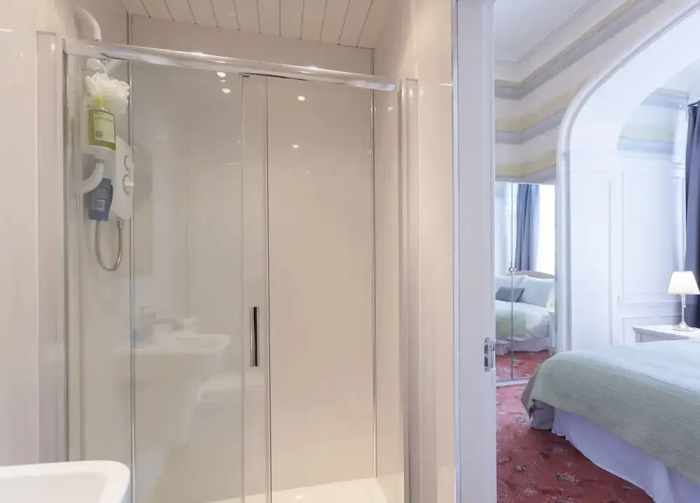 Standard Double Basement room (full double bed)