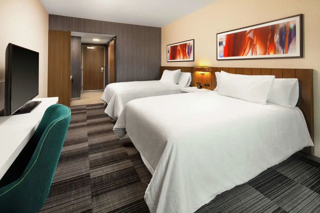 Hilton Garden Inn Sacramento Airport Natomas - 2