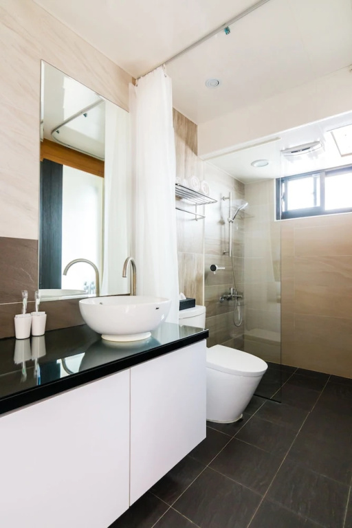 Superior Double room with balcony (full double bed)