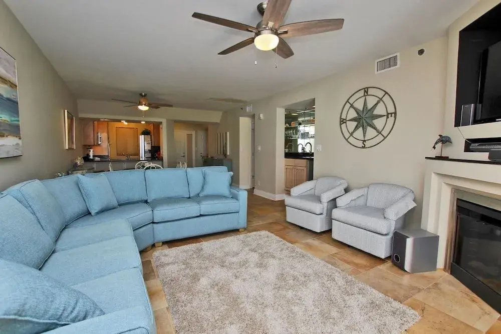 Broadmoor 304 - 2 Br condo