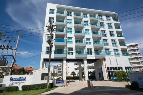Grand Blue Condo 602 By Malai