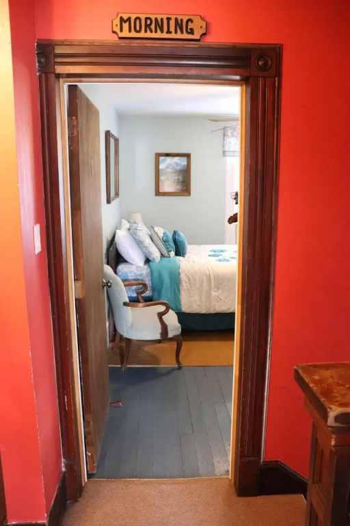 Reynolds House Inn & Motel