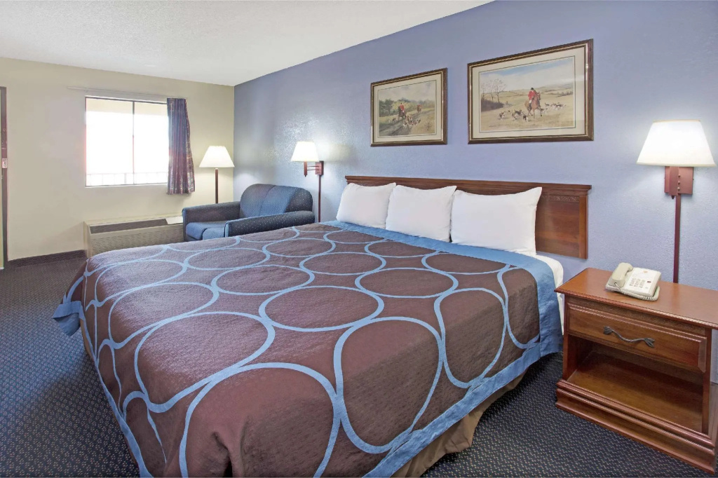 Standard Double room (full double bed)