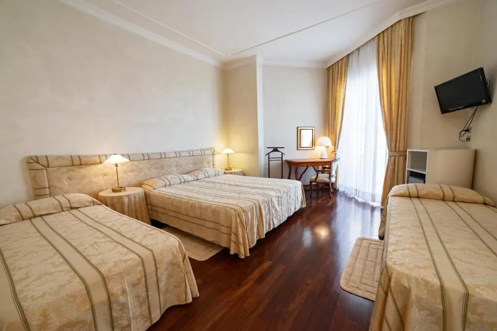 Standard Quadruple room