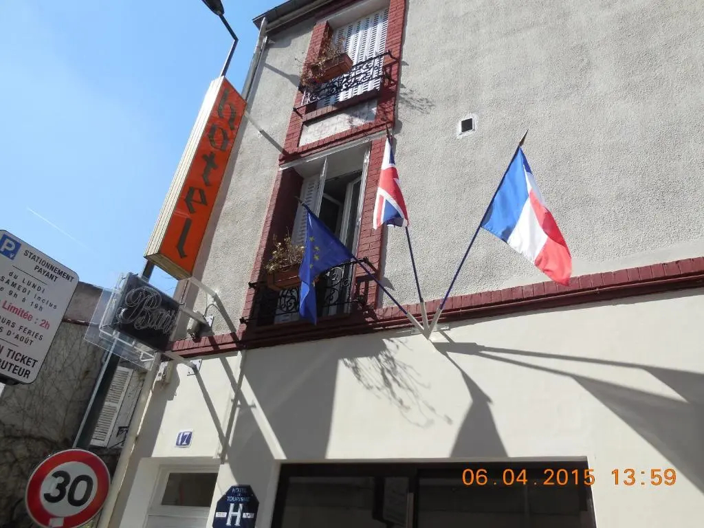 Hotel Le Petit Chateau