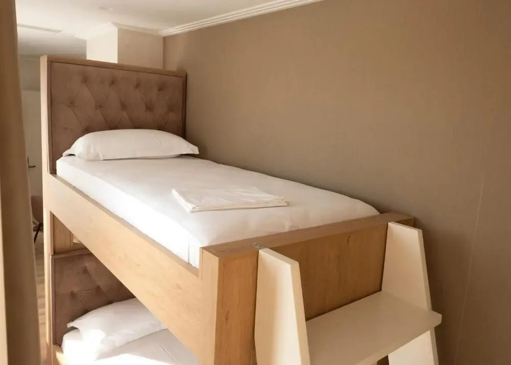 Economy room