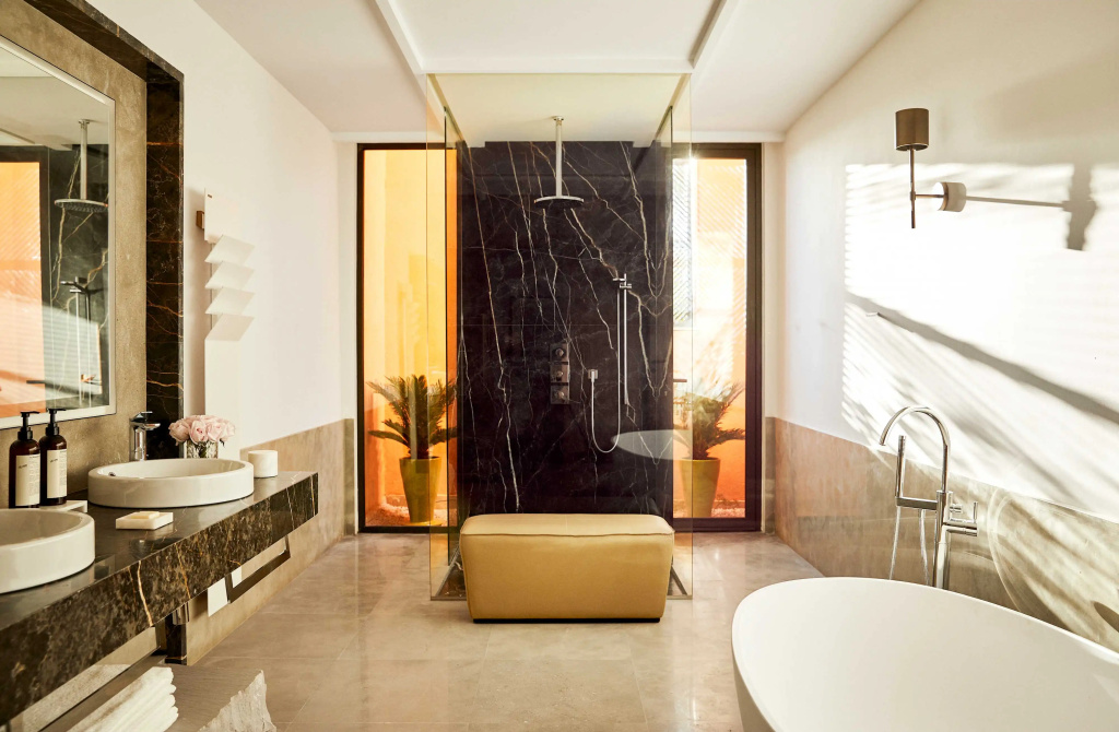 Standard Double room (twin beds)