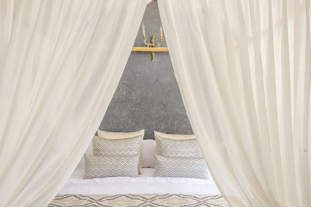 Suite with view