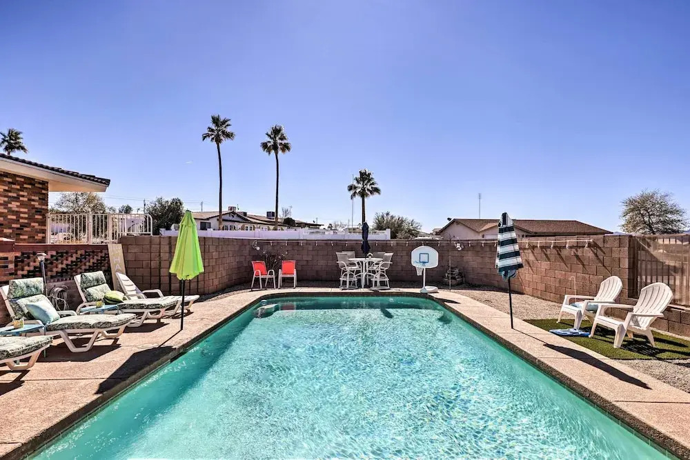 Private Pool & Patio: Lake Havasu Home — фото 6