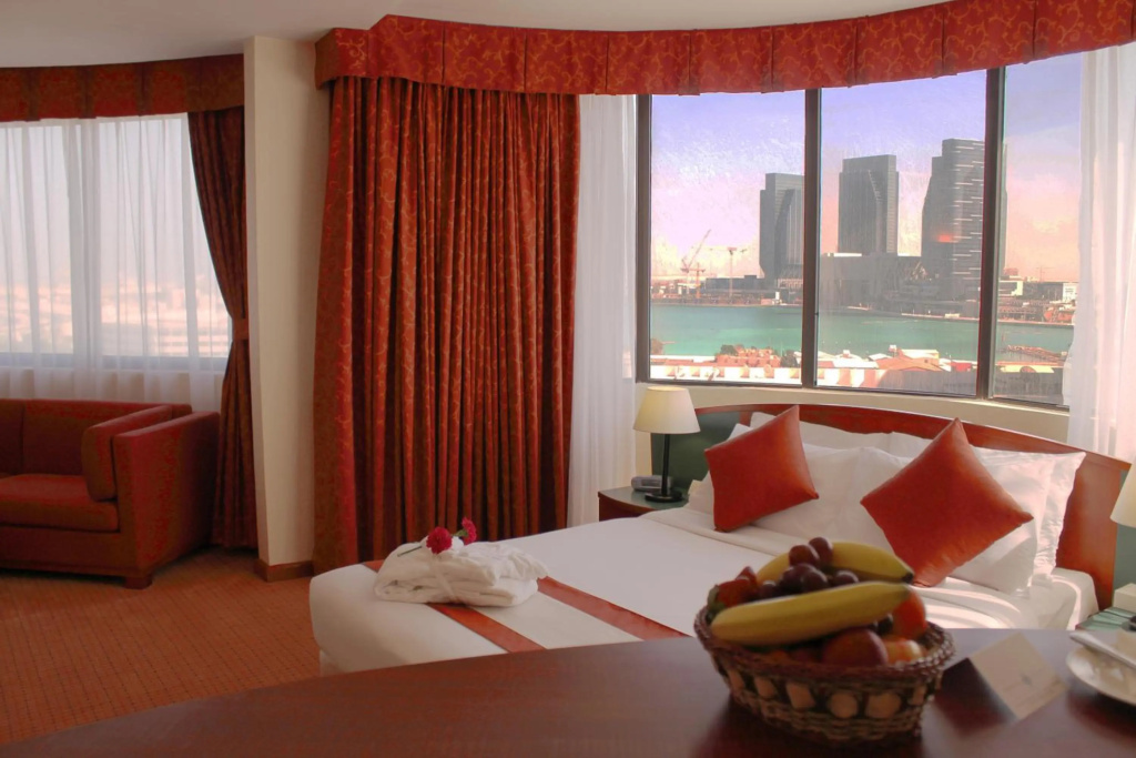 Отель Al Diar Dana Hotel в Абу-Даби