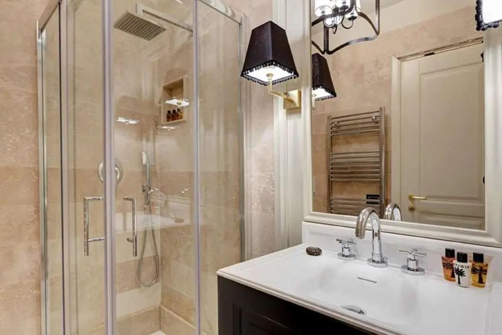 Standard Double room with balcony (full double bed)