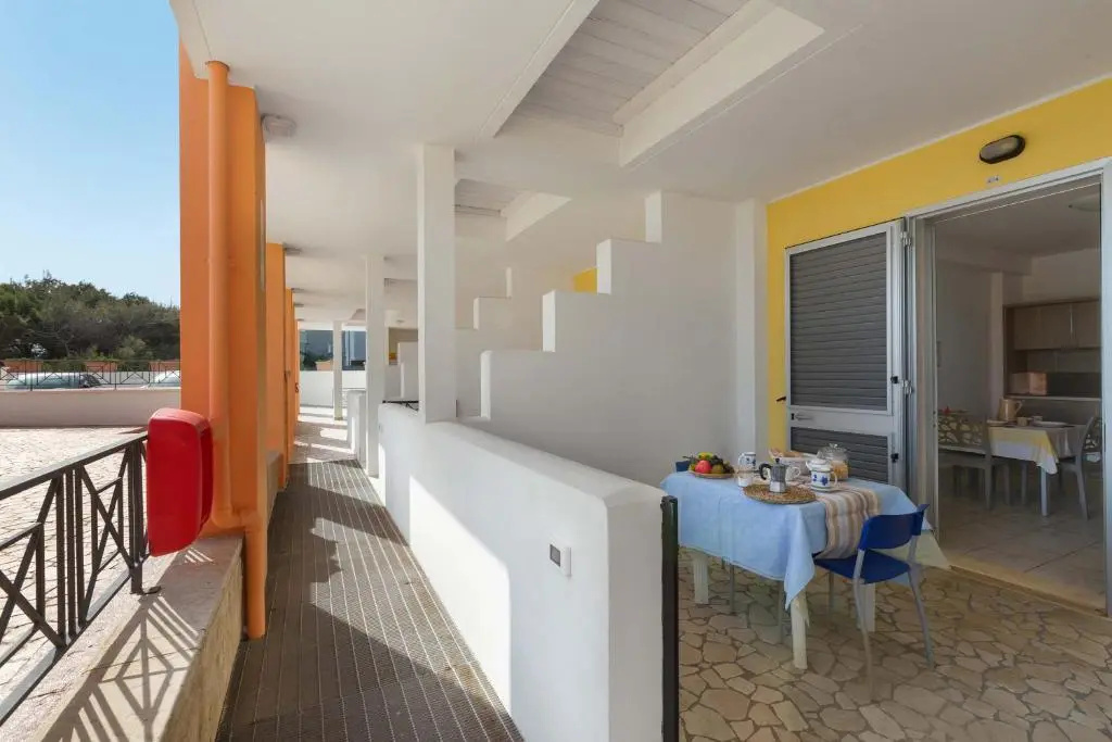 Apartment with garden view