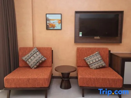 Duyen Hung Premier Hotel