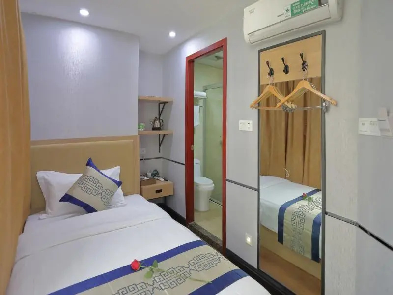 GreenTree Inn Jieyang North Linjiang Road Express Hotel - Chambres