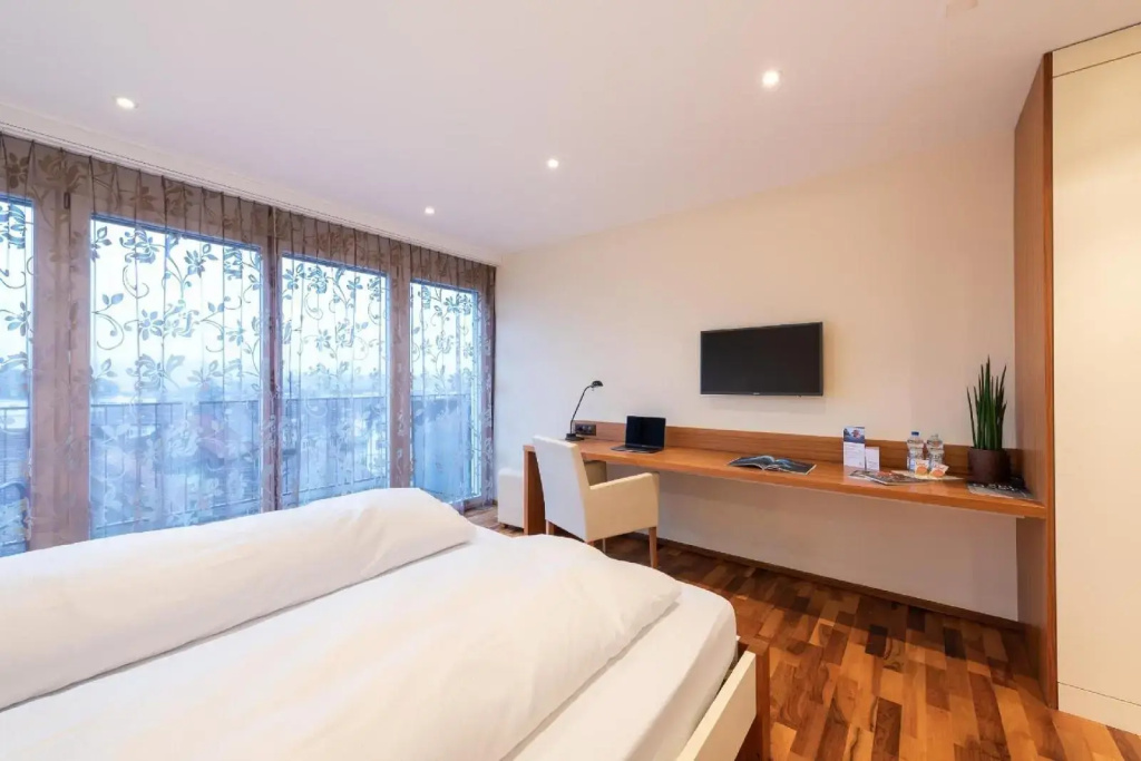 Hotel photo 25