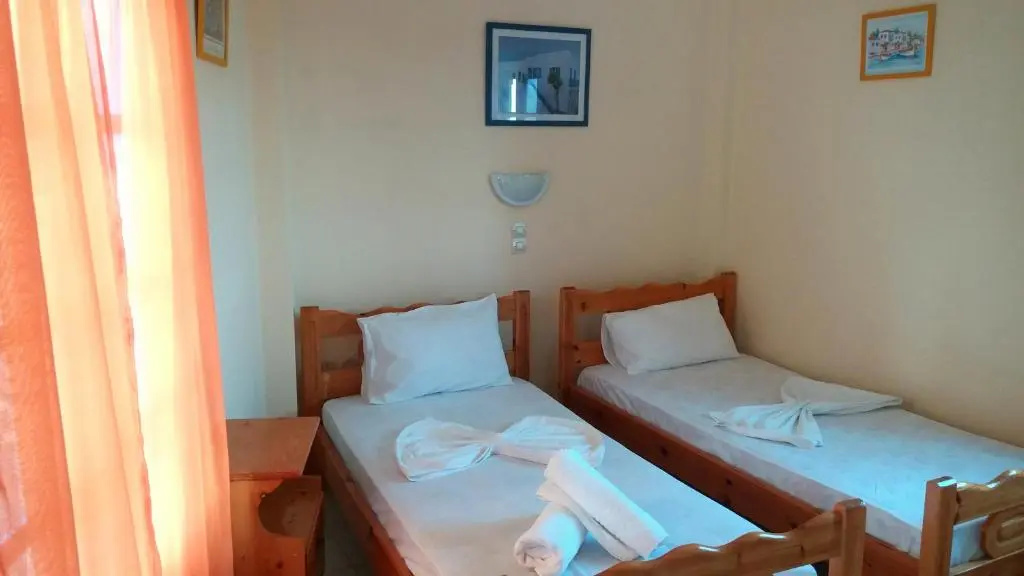 Economy room