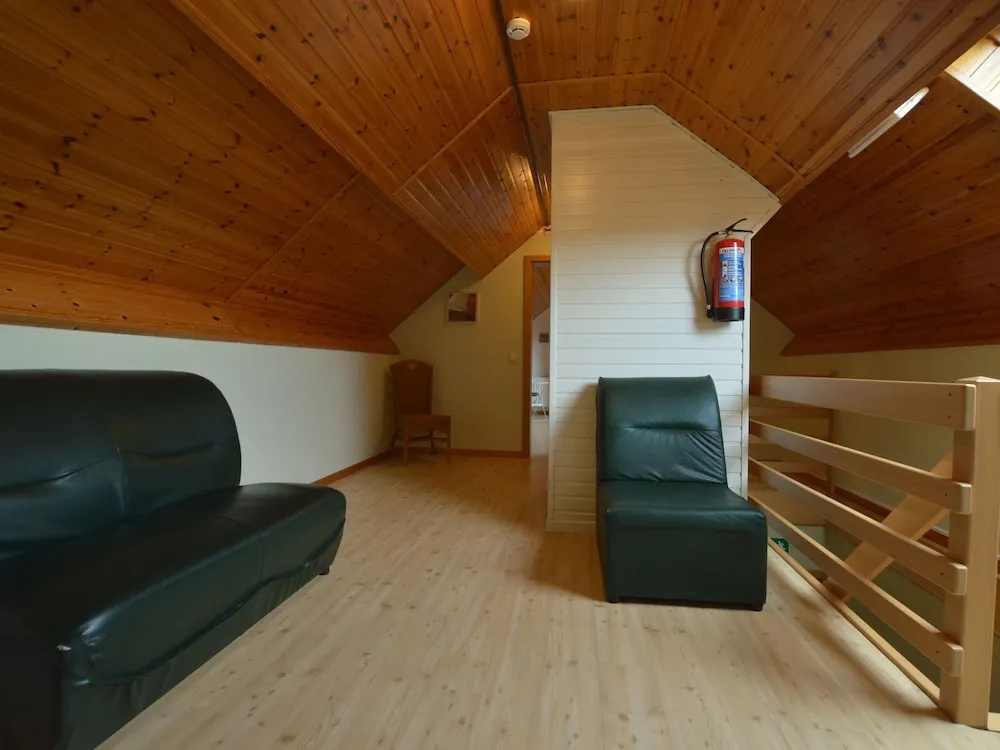 Modern Holiday Home in Robertville with Garden - фото 11