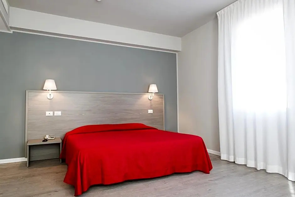 Standard Quintuple room