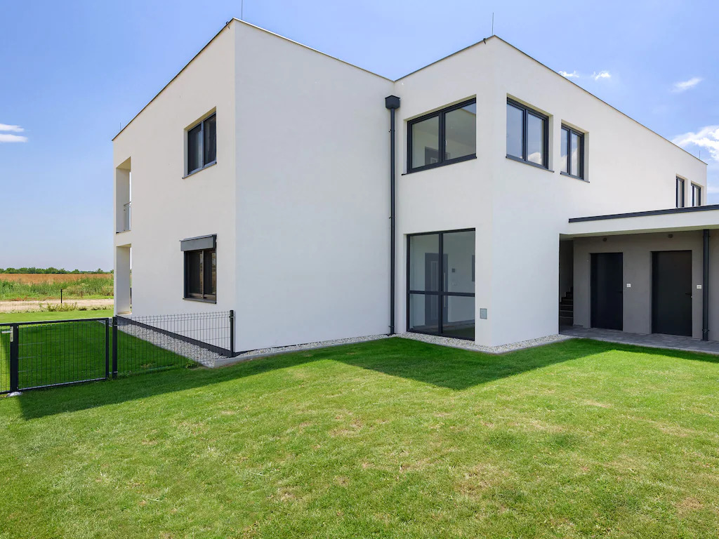 Apartment With Pool, Roof Terrace, Garden - фото 14