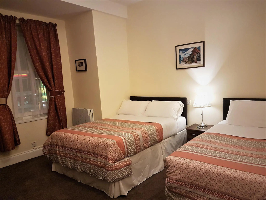 Gateway Hotel - Chambres