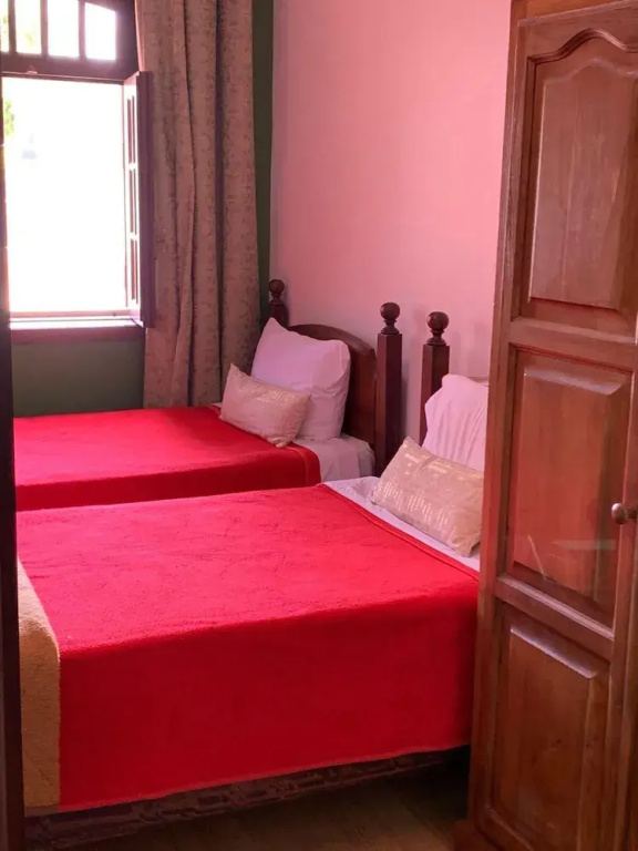 Economy Double Suite (twin beds)