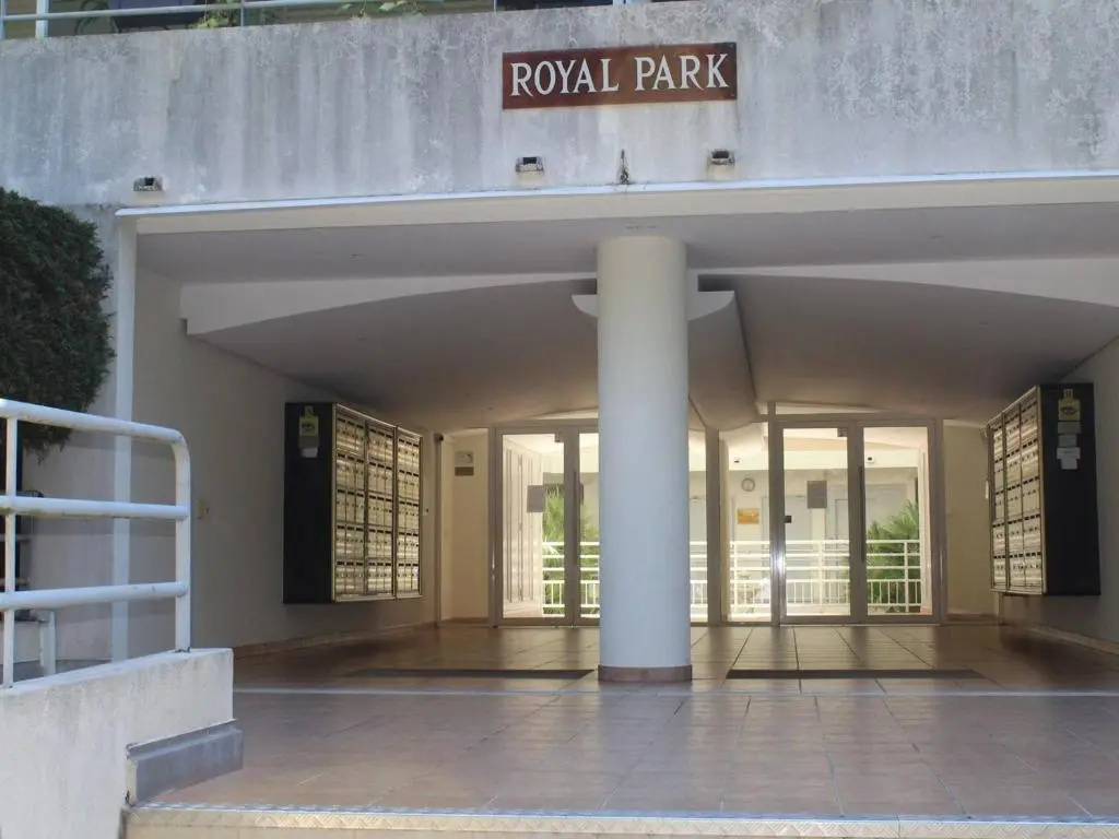 Appartement Villeneuve-Loubet, 2 pièces, 4 personnes - FR-1-252A-40
