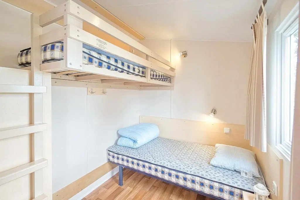 2 Bedrooms Cottage