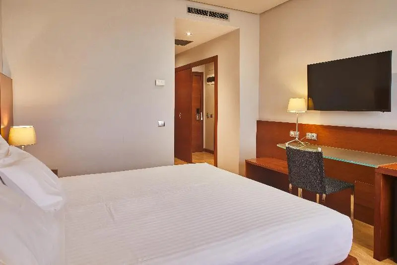 Hotel Silken Ciudad Gijon - Chambres