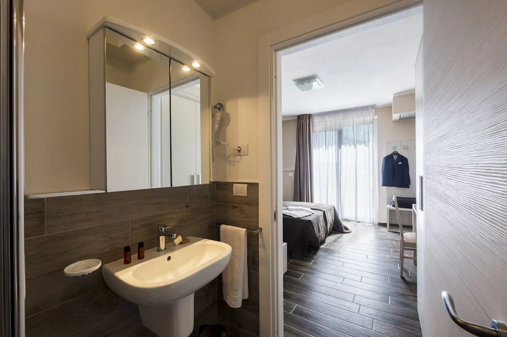 Hotel photo 10