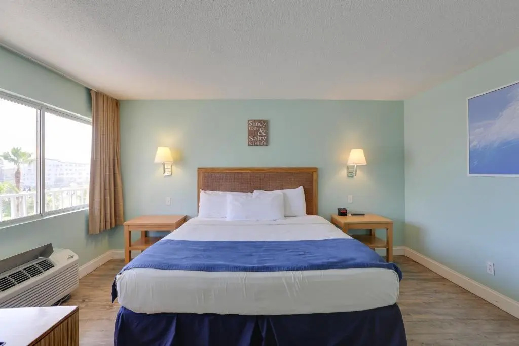 Standard Double room (full double bed)