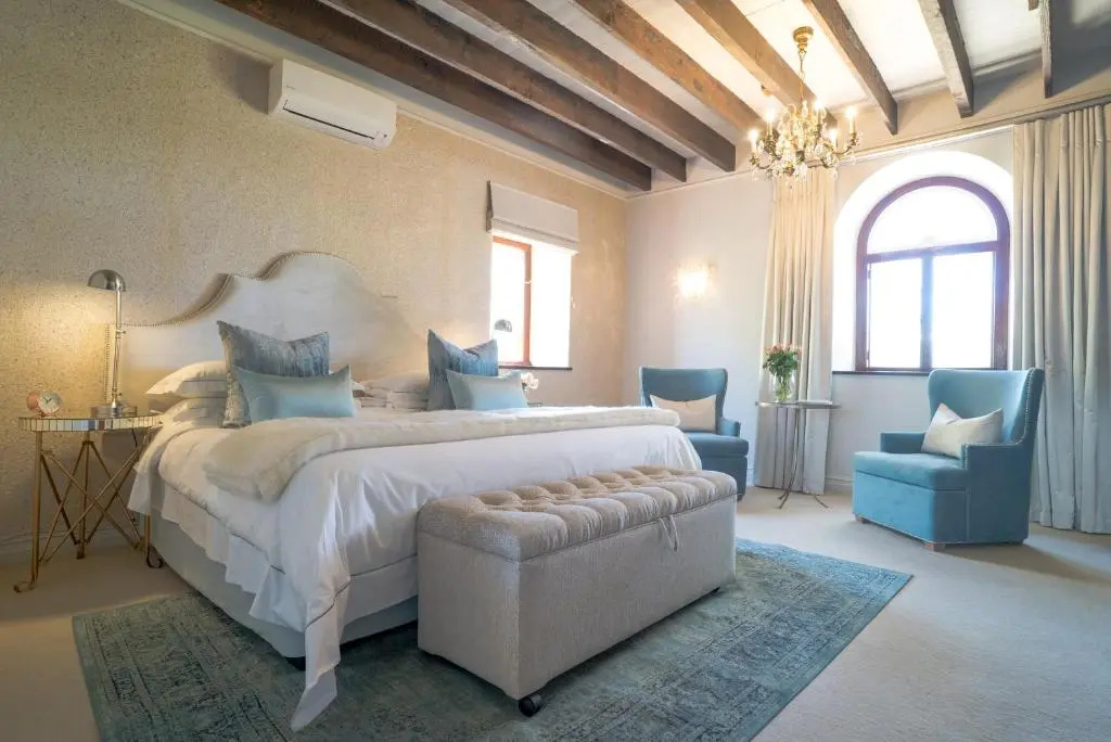 Superior Double room (full double bed)