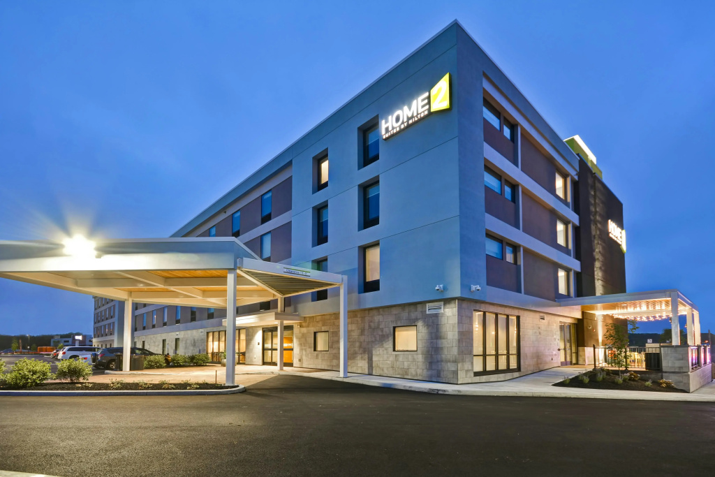 Home2 Suites by Hilton Portland Airport