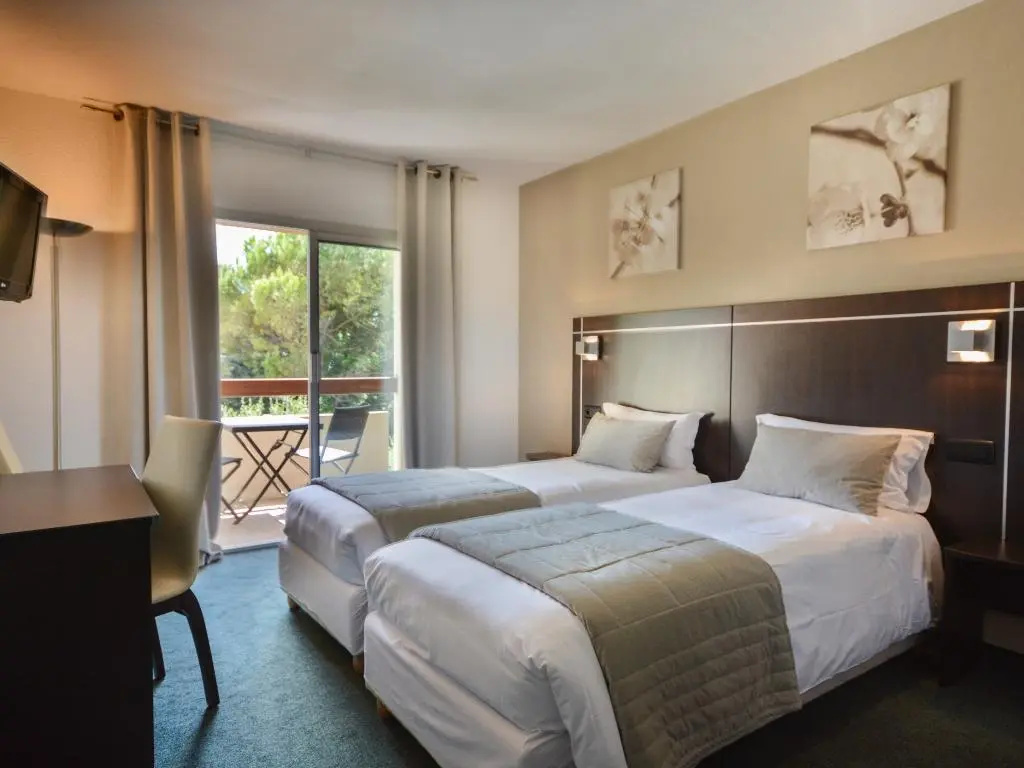 Superior Double room with balcony (twin beds)