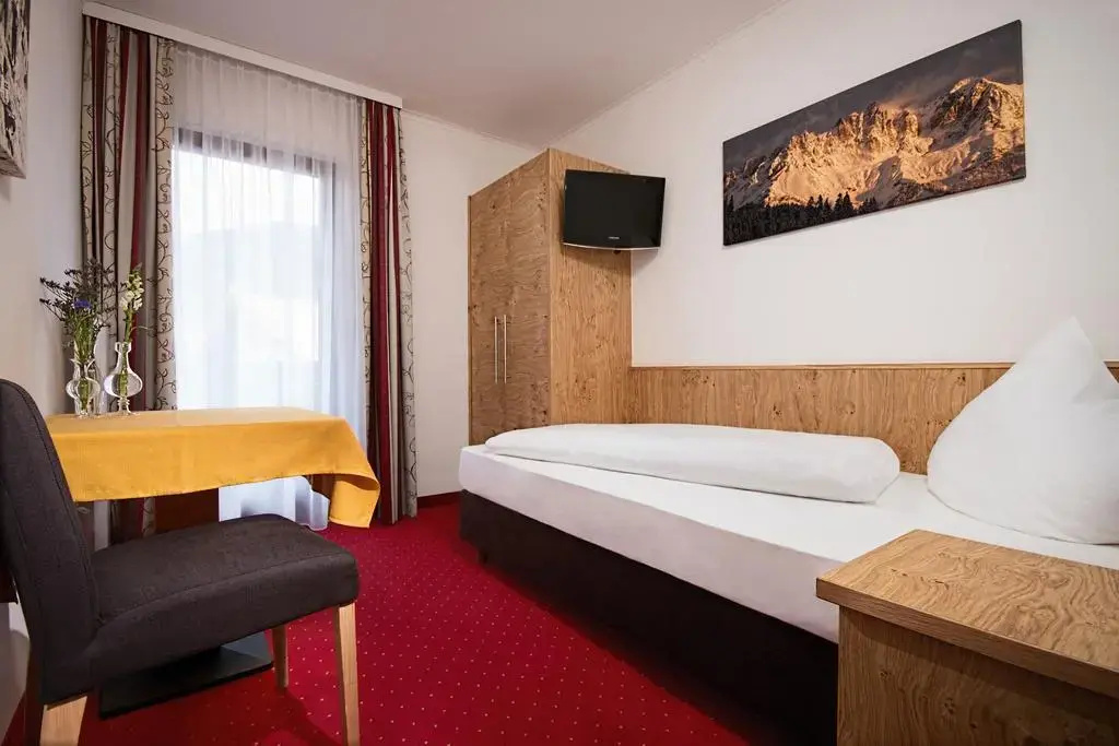 Hotel photo 25