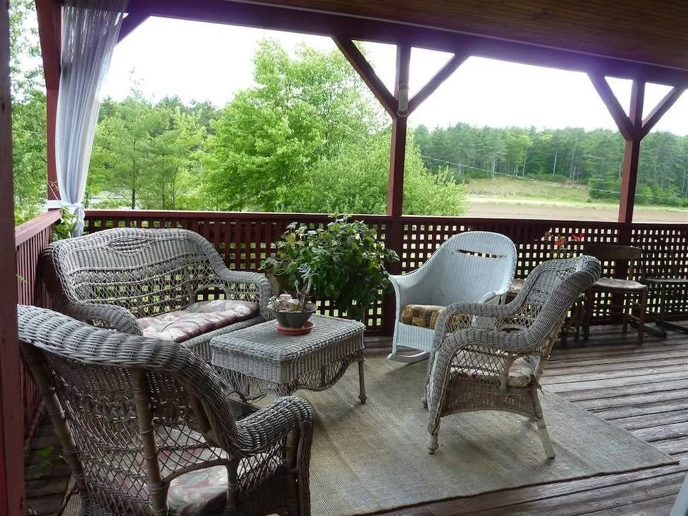 On Cranberry Pond B&B