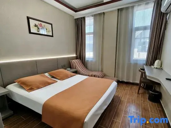 Economy room