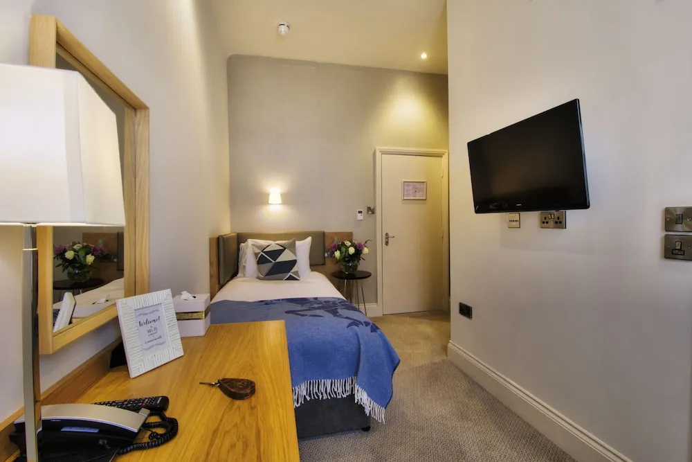 The Orchid Hotel - Chambres