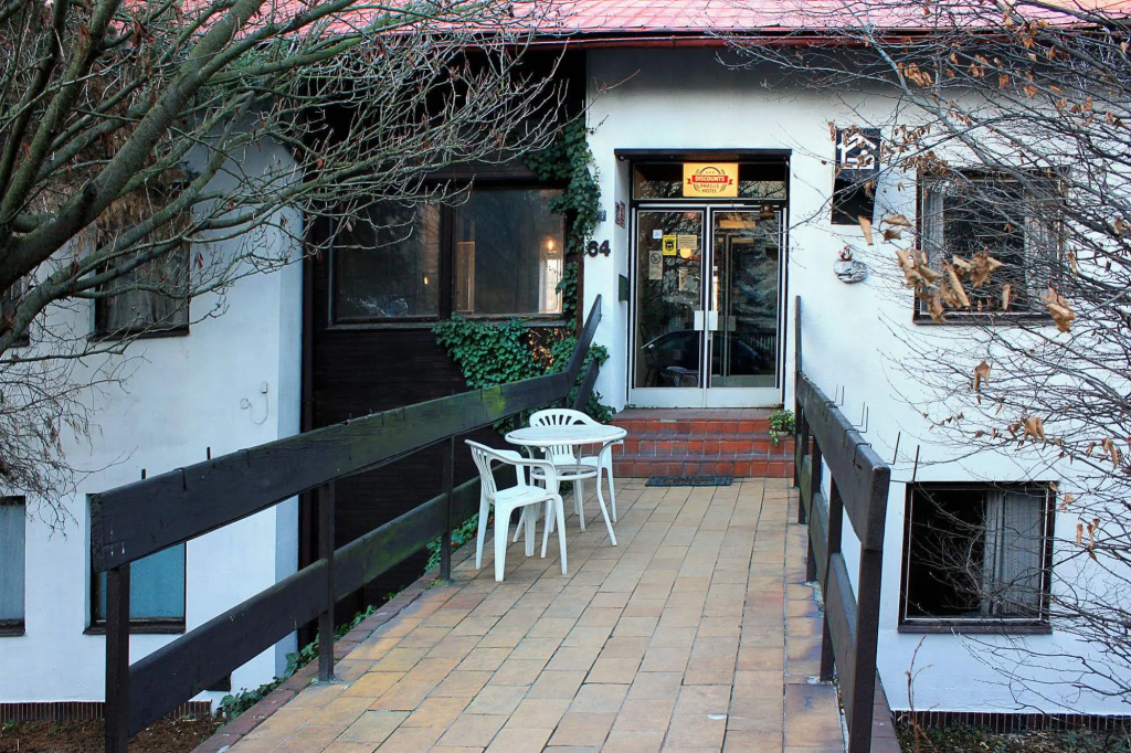 Hotel photo 1