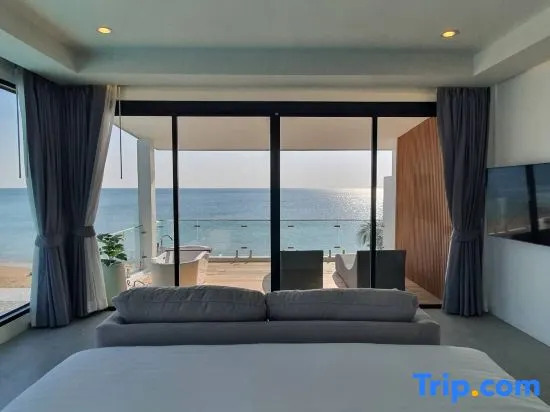 Люкс в Rattana Pura Beach Resort