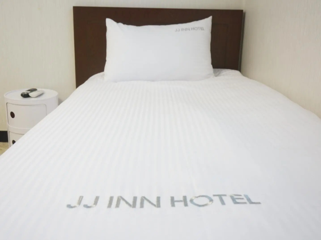 Standard Single room (single bed)