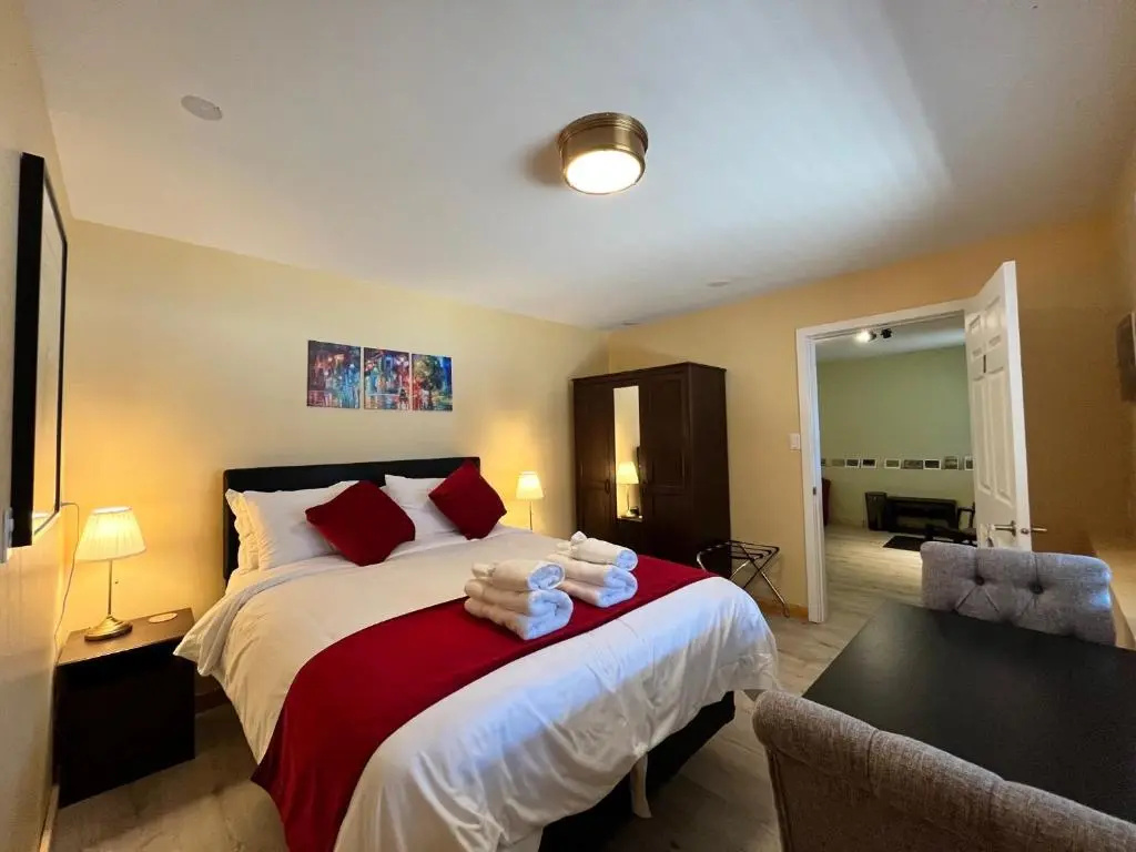 Standard Double room with sea view (full double bed)