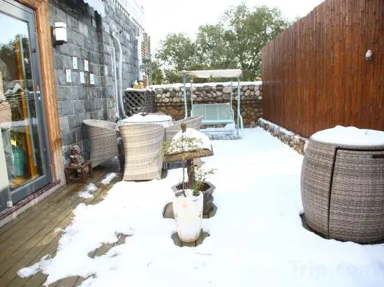Tingshuo Zhijian Hostel