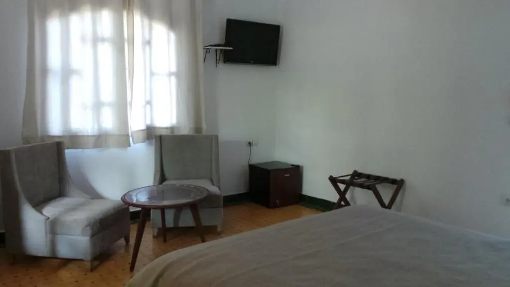 Deluxe Double room with balcony (full double bed)