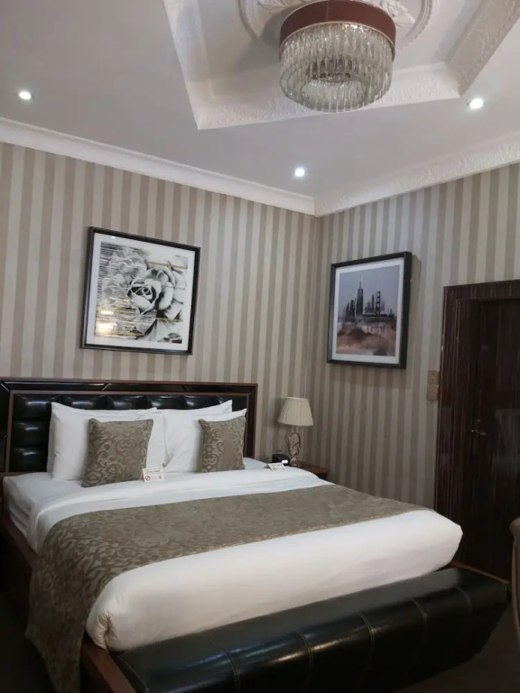 Luxury room