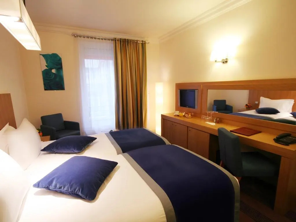 Superior Double room (twin beds)