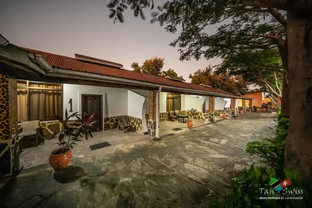 Tan-Swiss Lodge - Chambres