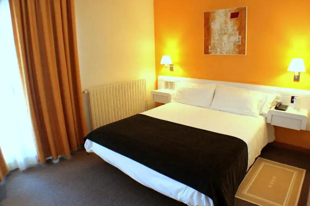 Economy Double room (full double bed)