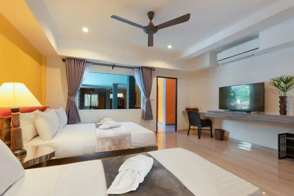 Standard Family room with pool view