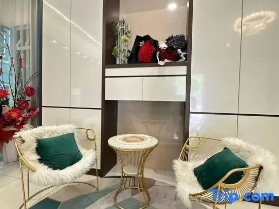Sungai Long Party Bungalow 45 Pax - 20 Cars - Karaoke & Games - 3km to UTAR in Kajang