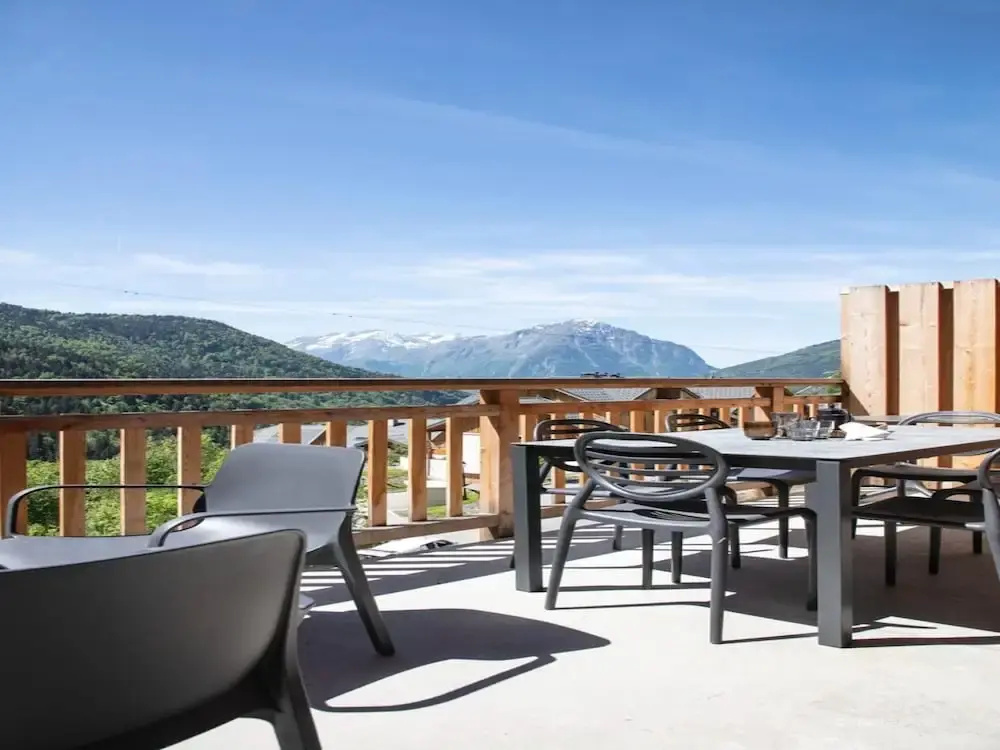 Apartment in Vaujany Near Alpe D'huez Slopes
